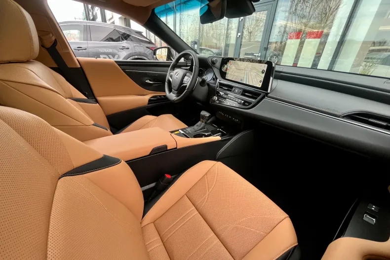 Lexus Seria ES din 2025 cu 1.000 km - oferta LEX153889 - foto 9