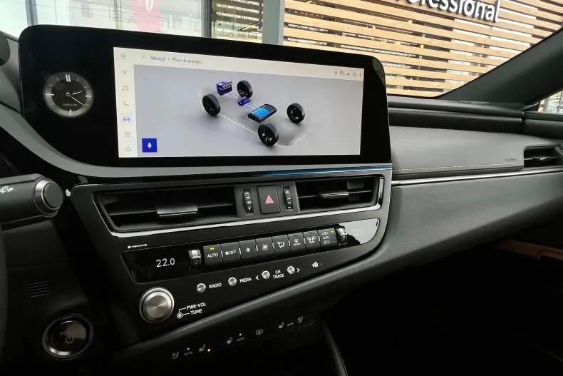 Lexus Seria ES din 2025 cu 1.000 km - oferta LEX153889 - foto 18