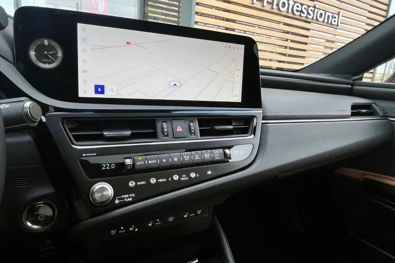 Lexus Seria ES din 2025 cu 1.000 km - oferta LEX153889 - foto 20