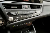 Lexus Seria ES din 2025 cu 1.000 km - oferta LEX153889 - foto 24