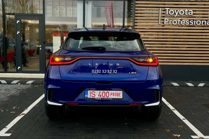 Lexus LBX din 2025 cu 1.000 km - oferta LEX153892 - foto 6