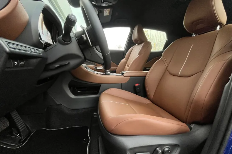 Lexus LBX din 2025 cu 1.000 km - oferta LEX153892 - foto 13