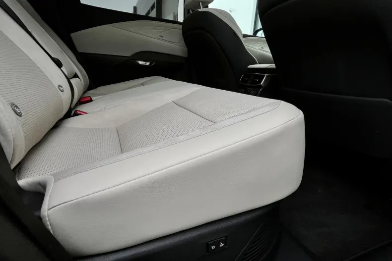 Lexus Seria RX din 2025 cu 3.000 km - oferta LEX153893 - foto 38