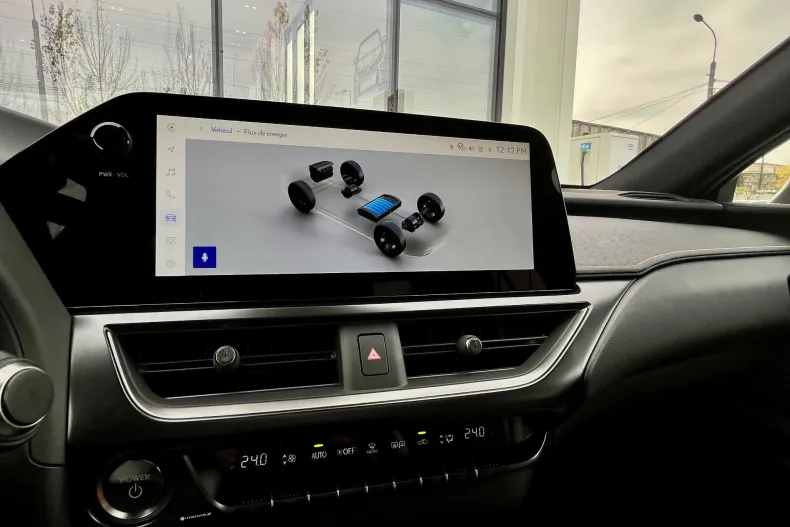 Lexus UX din 2025 cu 3.000 km - oferta LEX153894 - foto 16