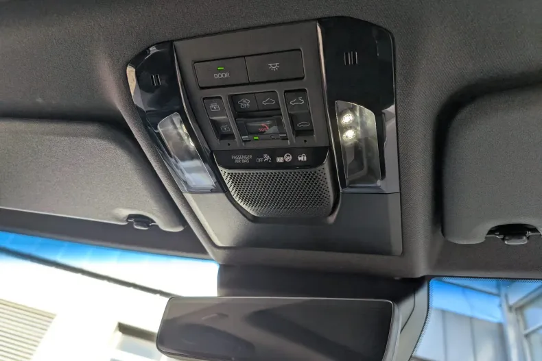 Toyota Land Cruiser din 2024 cu 9.233 km - oferta TOY153895 - foto 13