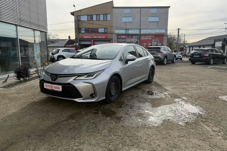 Toyota Corolla din 2022 cu 59.650 km - oferta TOY153896 - foto 1