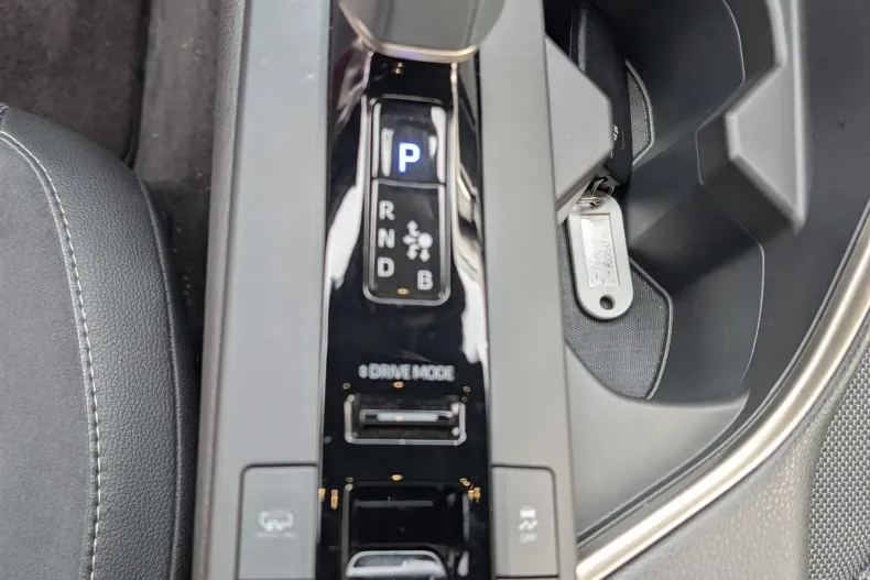 Toyota C-HR din 2024 cu 11.550 km - oferta TOY153898 - foto 24