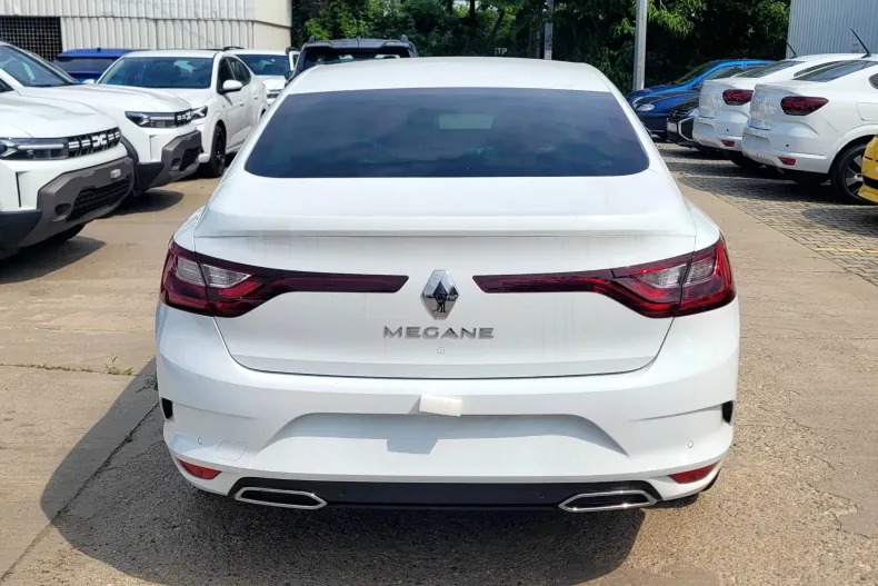 Renault Megane din 2025 cu 1 km - oferta REN153899 - foto 4