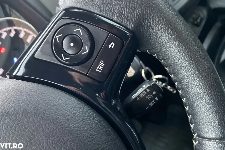 Toyota Yaris din 2019 cu 54.500 km - oferta TOY153900 - foto 12