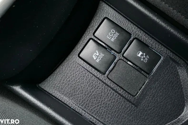 Toyota Yaris din 2019 cu 54.500 km - oferta TOY153900 - foto 18