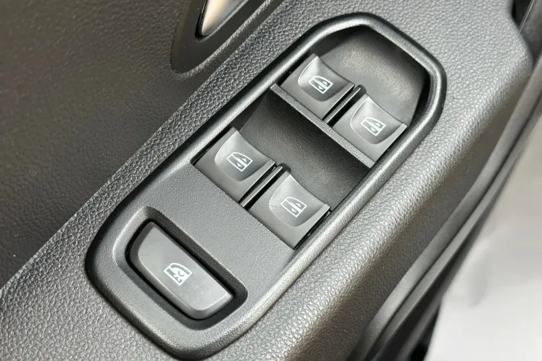 Dacia Duster din 2021 cu 120.000 km - oferta DAC153906 - foto 31