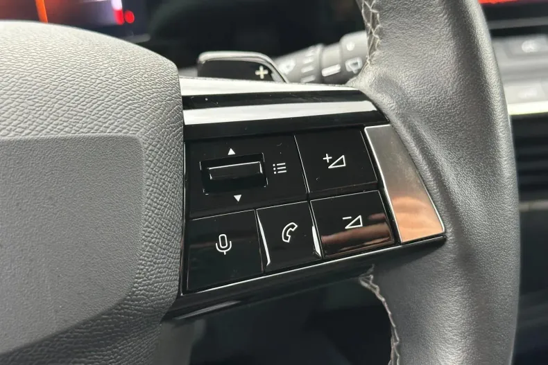 Opel Astra din 2023 cu 71.000 km - oferta OPE153907 - foto 34