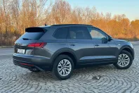 Volkswagen Touareg din 2023 cu 106.000 km - oferta VOL153908 - foto 3