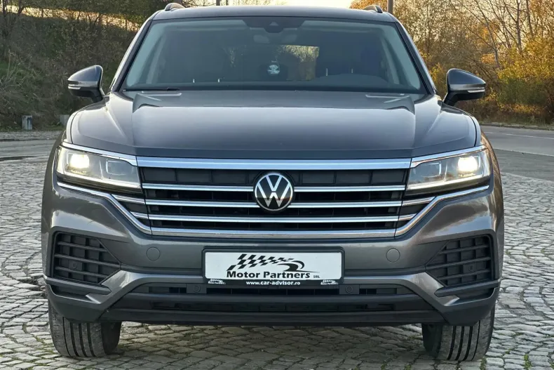 Volkswagen Touareg din 2023 cu 106.000 km - oferta VOL153908 - foto 11