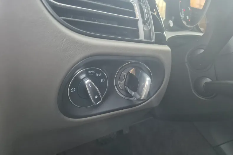 Porsche Macan din 2019 cu 53.900 km - oferta POR153909 - foto 28