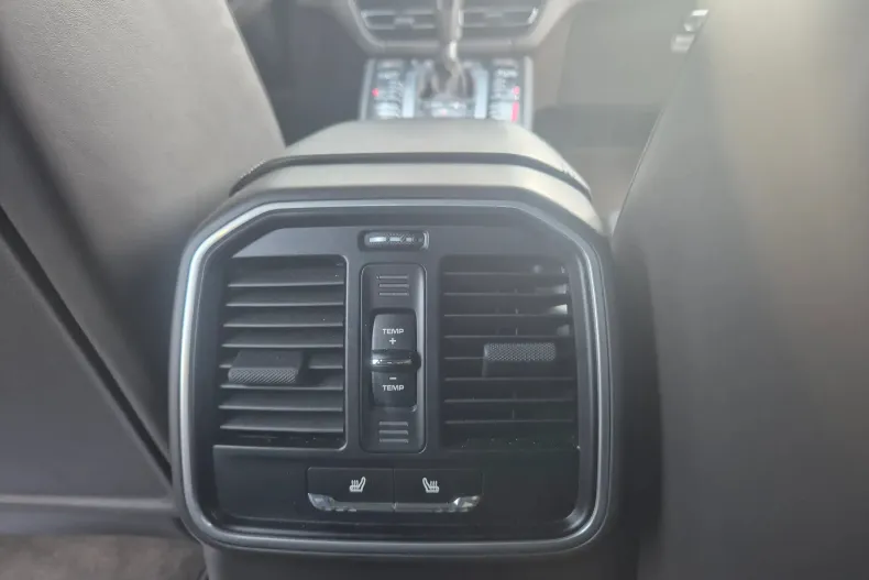 Porsche Macan din 2019 cu 53.900 km - oferta POR153909 - foto 33