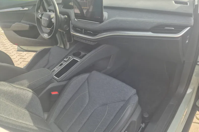 Skoda Elroq din 2025 cu 5.561 km - oferta SKO153910 - foto 9