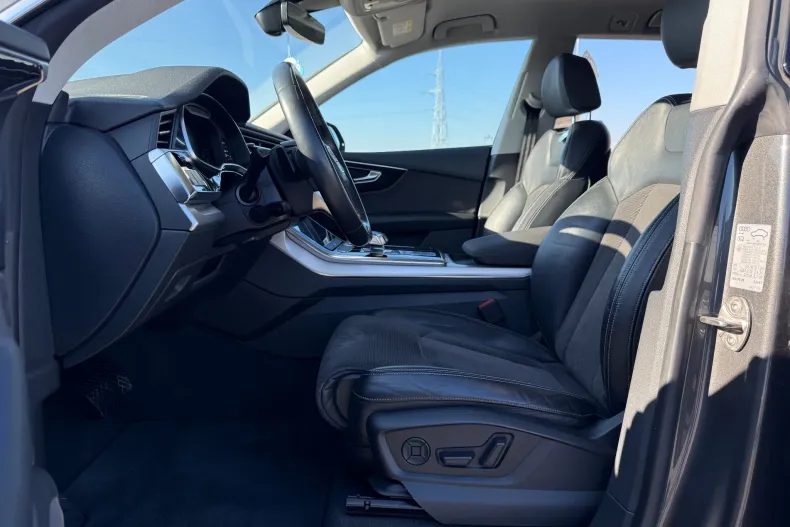 Audi Q8 din 2022 cu 179.000 km - oferta AUD153911 - foto 25