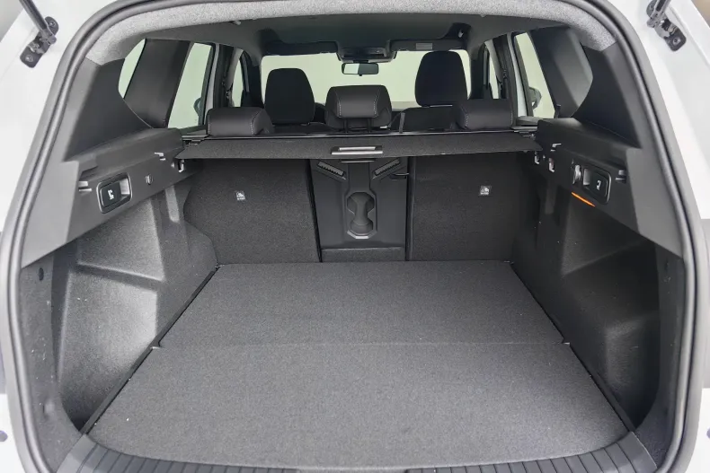 Dacia Bigster din 2025 cu 10 km - oferta DAC153914 - foto 6