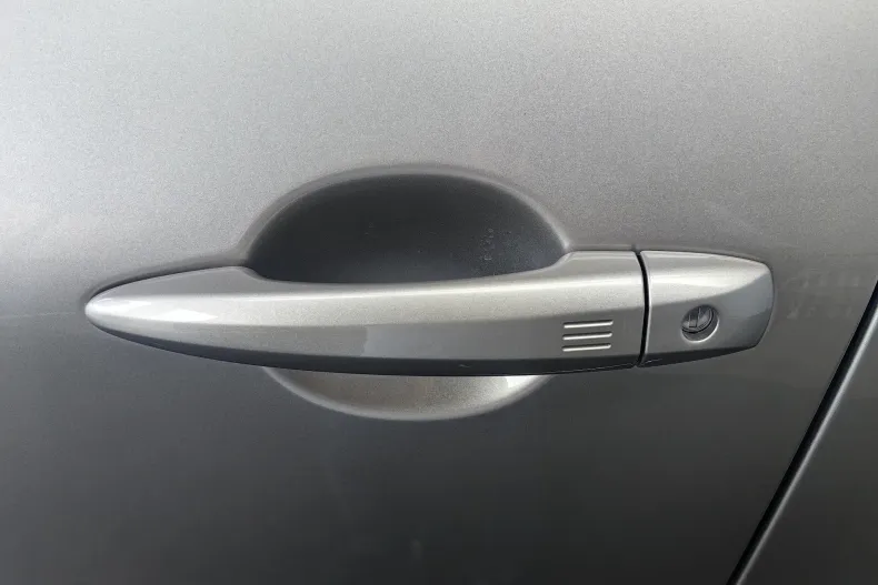 Nissan X-Trail din 2025 cu 11.300 km - oferta NIS153915 - foto 18