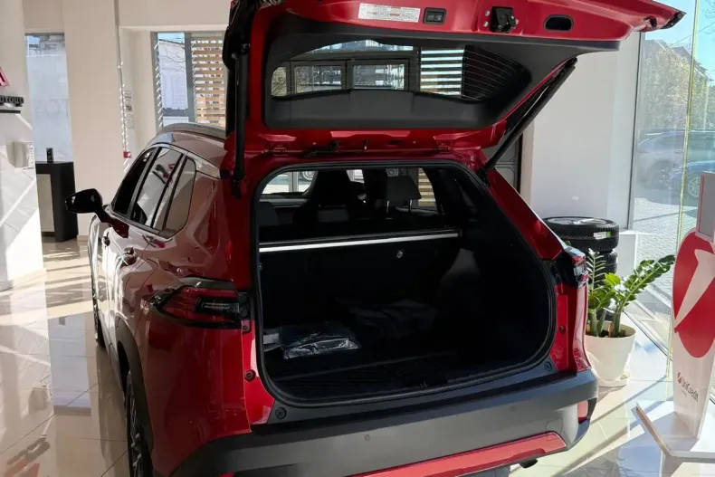 Toyota Corolla din 2025 cu 0 km - oferta TOY153918 - foto 6