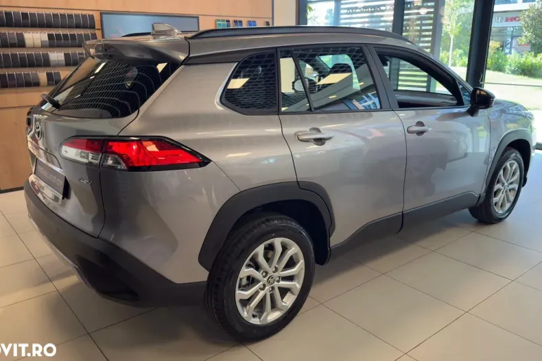Toyota Corolla din 2025 cu 0 km - oferta TOY153919 - foto 2