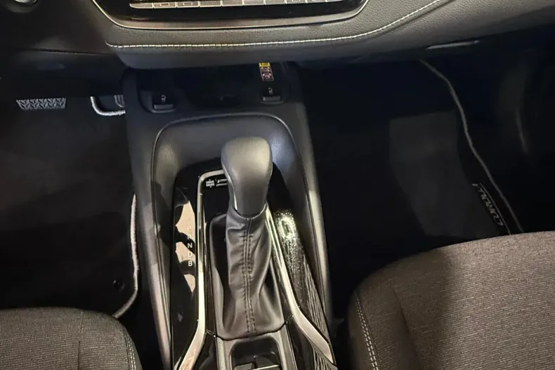 Toyota Corolla din 2025 cu 0 km - oferta TOY153920 - foto 8