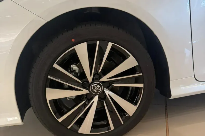 Toyota Corolla din 2025 cu 0 km - oferta TOY153920 - foto 17