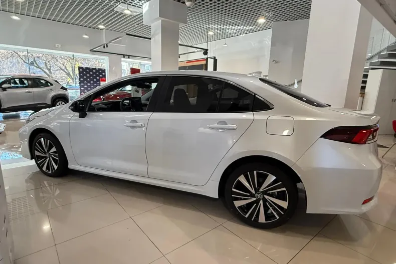 Toyota Corolla din 2025 cu 0 km - oferta TOY153920 - foto 18