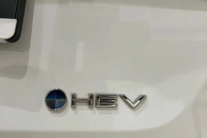 Toyota Corolla din 2025 cu 0 km - oferta TOY153921 - foto 12