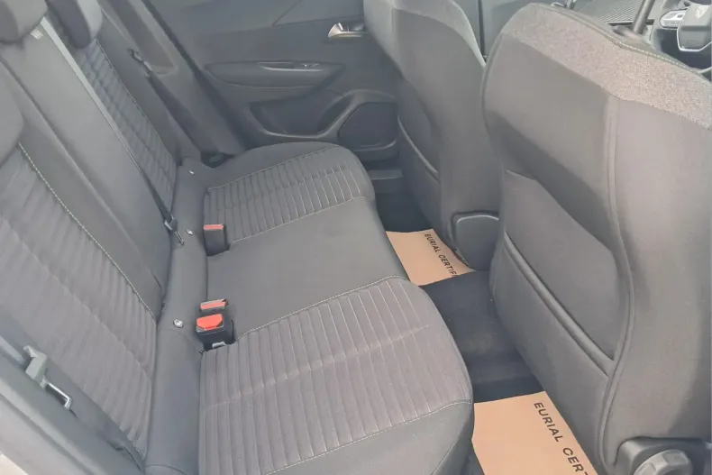 Peugeot 2008 din 2024 cu 500 km - oferta PEU153926 - foto 9