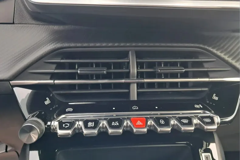 Peugeot 2008 din 2024 cu 500 km - oferta PEU153926 - foto 16