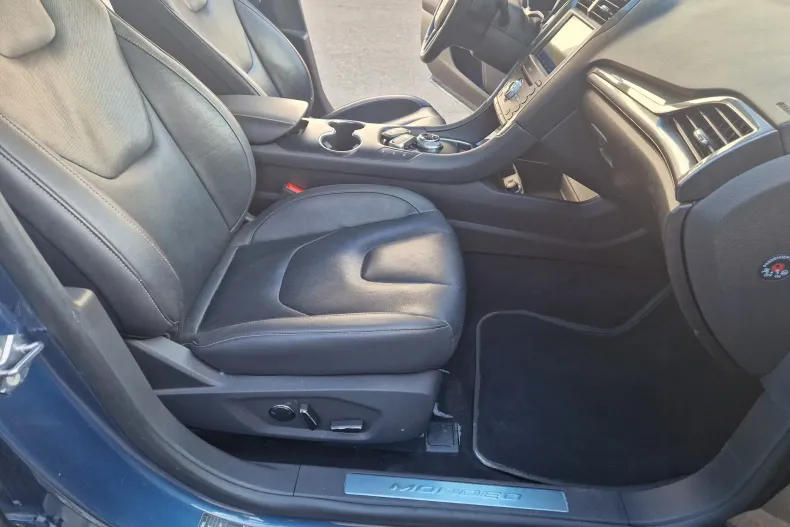 Ford Mondeo din 2020 cu 63.000 km - oferta FOR153931 - foto 7