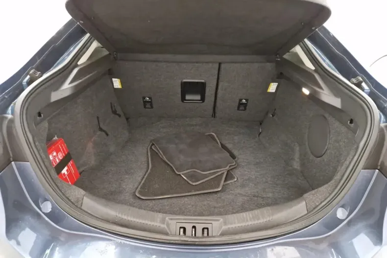 Ford Mondeo din 2020 cu 63.000 km - oferta FOR153931 - foto 28