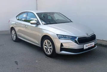 Skoda Octavia din 2024 - oferta SKO153933