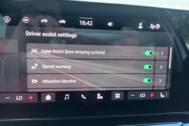 Skoda Octavia din 2024 cu 6.494 km - oferta SKO153933 - foto 31