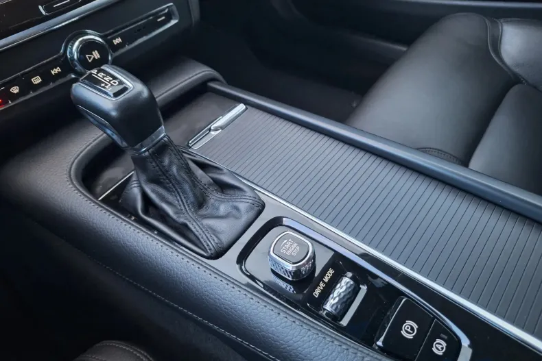 Volvo V90 din 2020 cu 119.750 km - oferta VOL153934 - foto 32