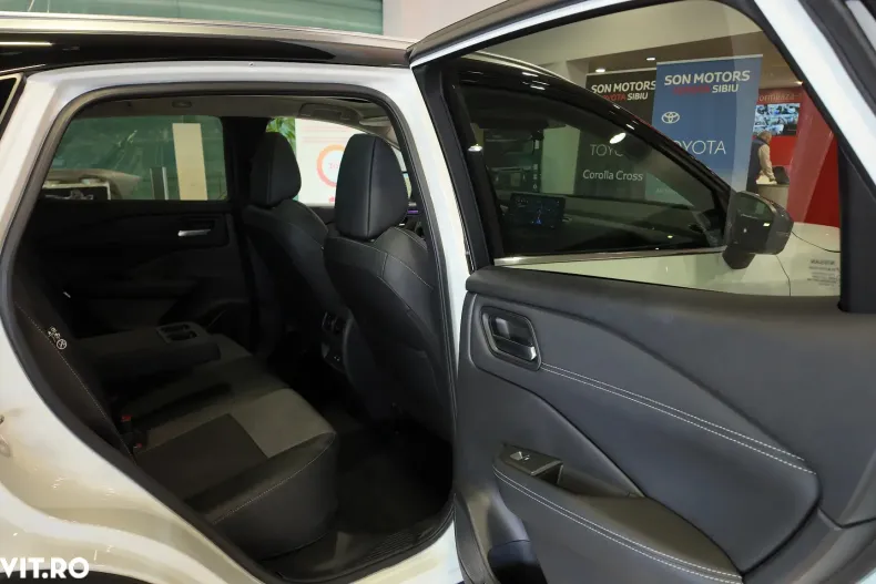 Nissan Qashqai din 2025 cu 17.900 km - oferta NIS153944 - foto 34