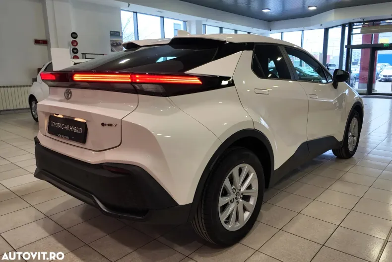 Toyota C-HR din 2025 cu 2 km - oferta TOY153947 - foto 4