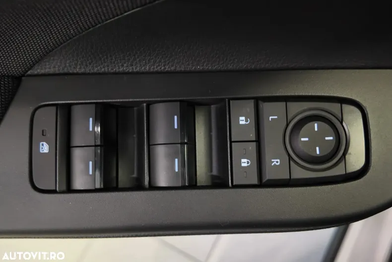 Toyota C-HR din 2025 cu 2 km - oferta TOY153947 - foto 20