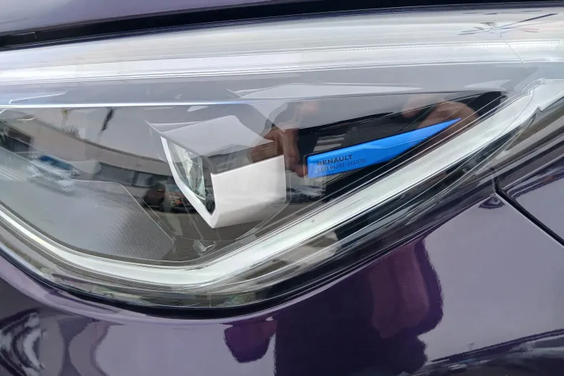 Renault ZOE din 2020 cu 15.502 km - oferta REN153953 - foto 9