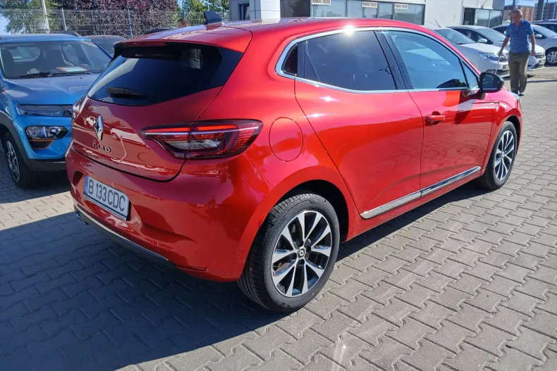 Renault Clio din 2023 cu 5.183 km - oferta REN153955 - foto 2