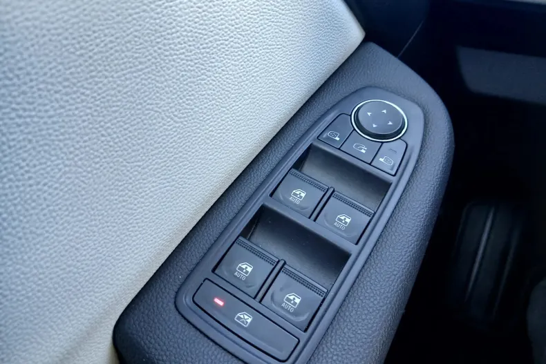 Renault Clio din 2023 cu 5.183 km - oferta REN153955 - foto 11