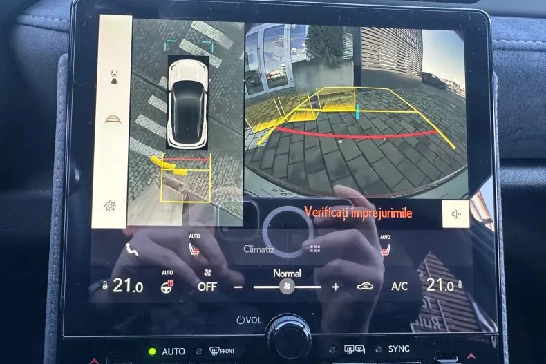 Lexus LBX din 2024 cu 13.350 km - oferta LEX153957 - foto 6