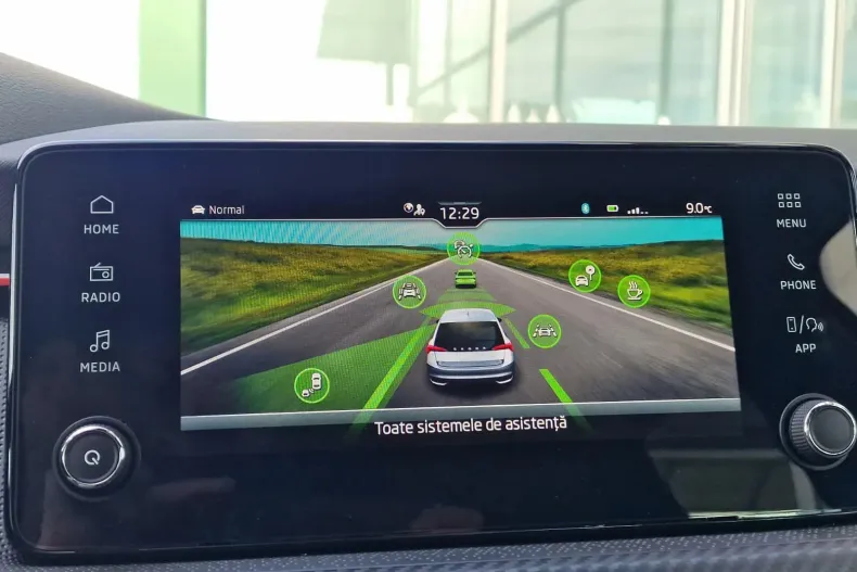 Skoda Scala din 2025 cu 2.948 km - oferta SKO153958 - foto 23