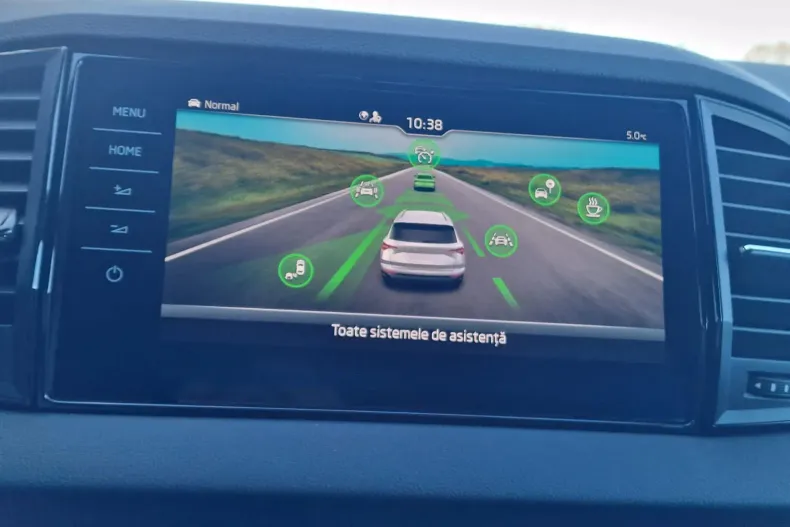 Skoda Karoq din 2025 cu 6.650 km - oferta SKO153959 - foto 21