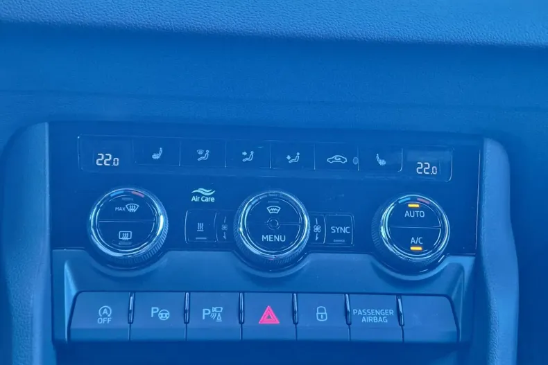 Skoda Karoq din 2025 cu 6.650 km - oferta SKO153959 - foto 28