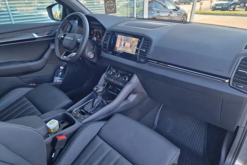 Skoda Karoq din 2025 cu 6.650 km - oferta SKO153959 - foto 32