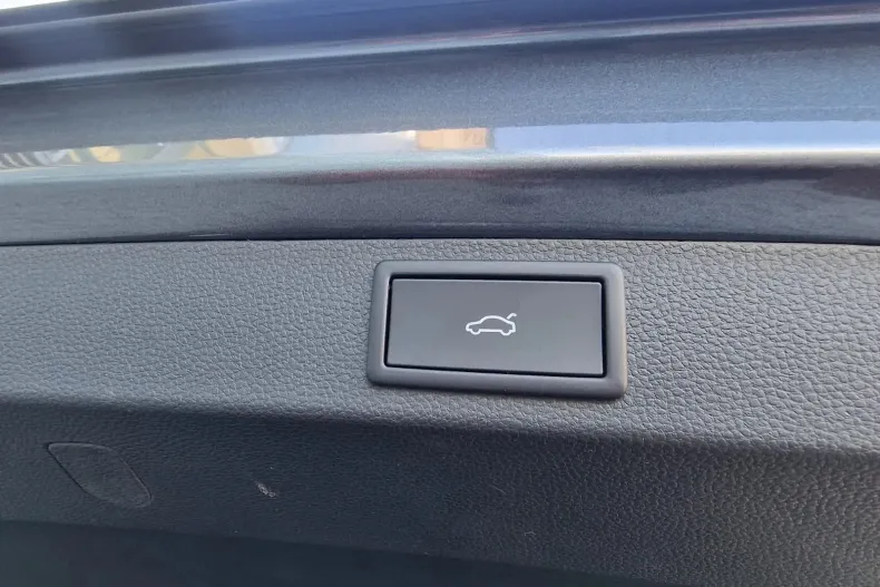 Skoda Karoq din 2025 cu 6.650 km - oferta SKO153959 - foto 38