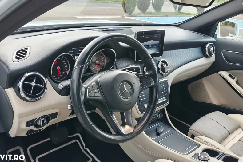 Mercedes-Benz GLA din 2019 cu 74.198 km - oferta MER153960 - foto 9